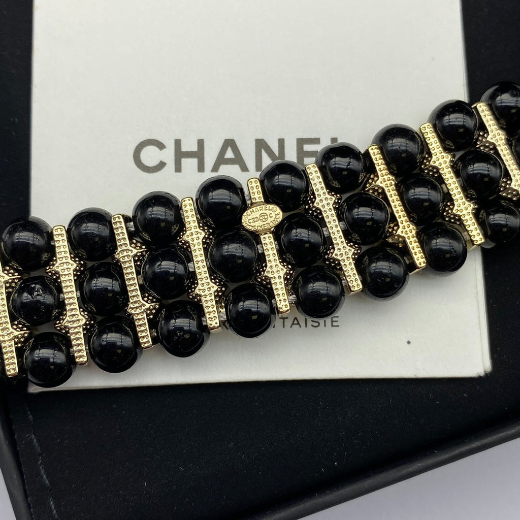 18K  Chanel Strass Choker Necklace