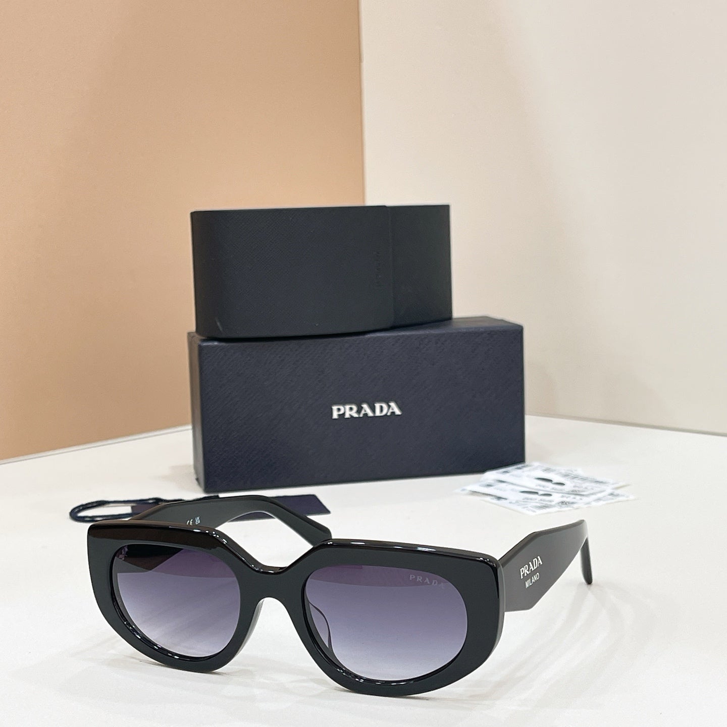 PRADA Sunglasses-SPR D02