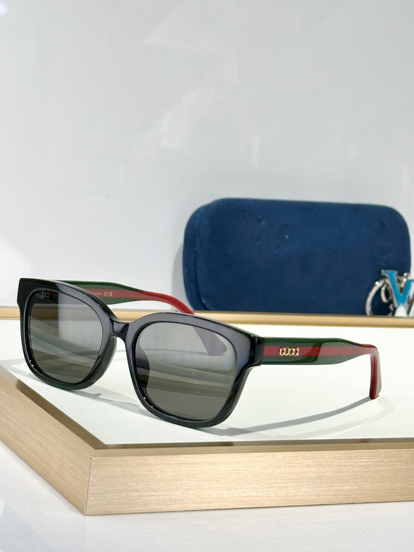 GUCCI Sunglasses-GG1872SK